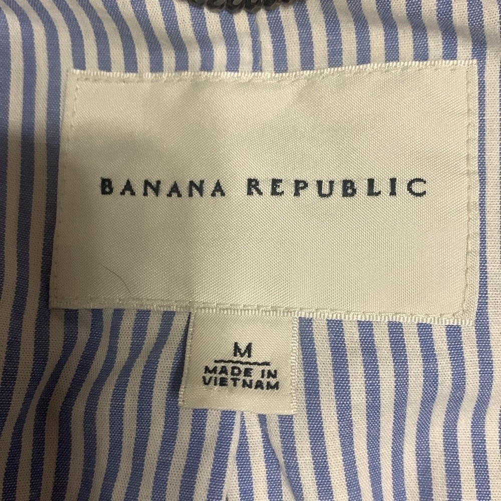 banana republic gorgeous trenchcoat - Picture 9 of 12